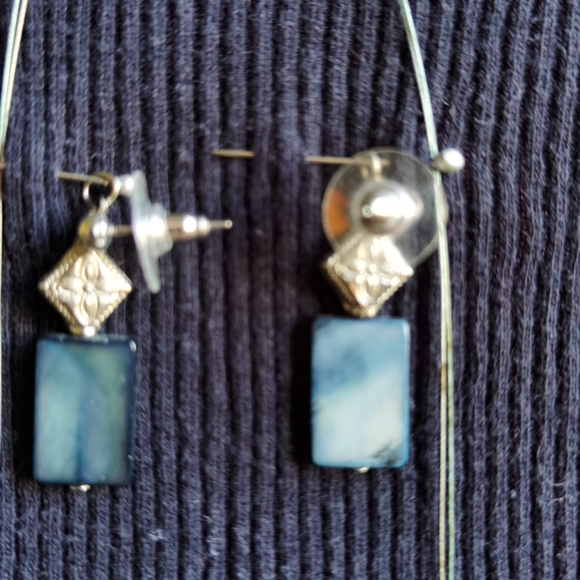 Necklace and Earrings Set - Picture 2 of 4